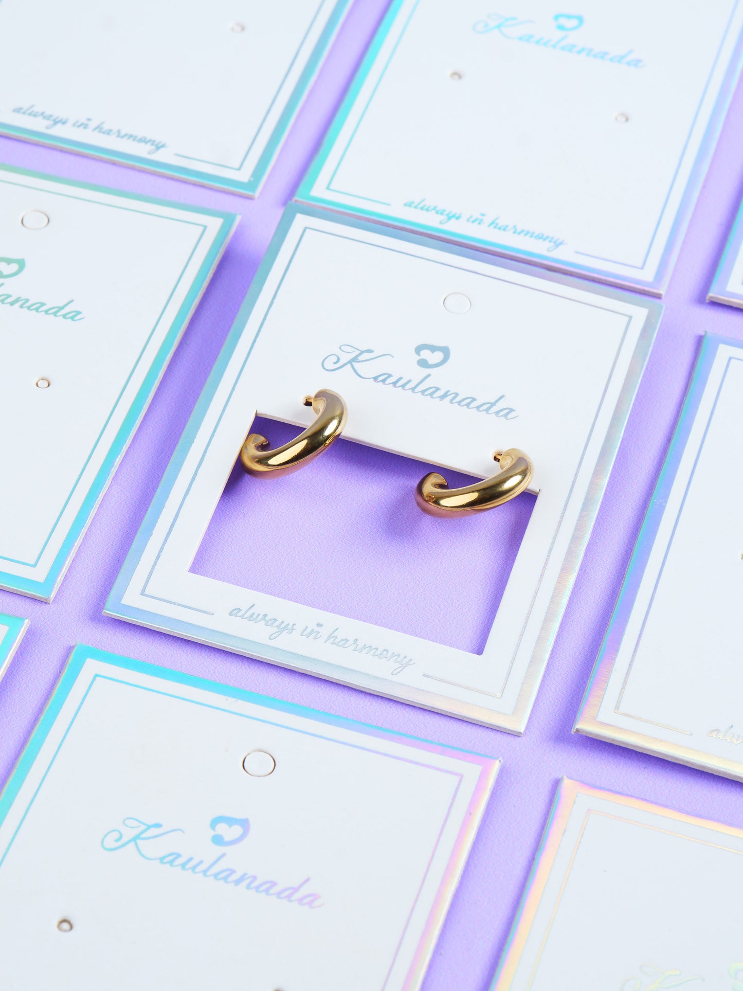 Kaulanada Anting Wanita Hoop Bulat Gold Plated - Anting Tusuk Elegan Trendi Simple untuk Tampilan Sehari-hari - Jarum Stainless Steel Nyaman - Pilihan Warna Gold/Silver/Rose Gold | Statement Earrings
