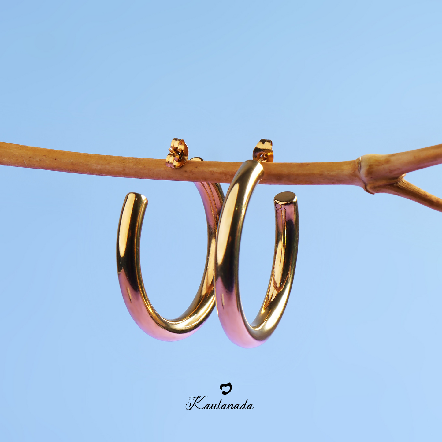 Kaulanada Anting Wanita Hoop Bulat Gold Plated - Anting Tusuk Elegan Trendi Simple untuk Tampilan Sehari-hari - Jarum Stainless Steel Nyaman - Pilihan Warna Gold/Silver/Rose Gold | Statement Earrings